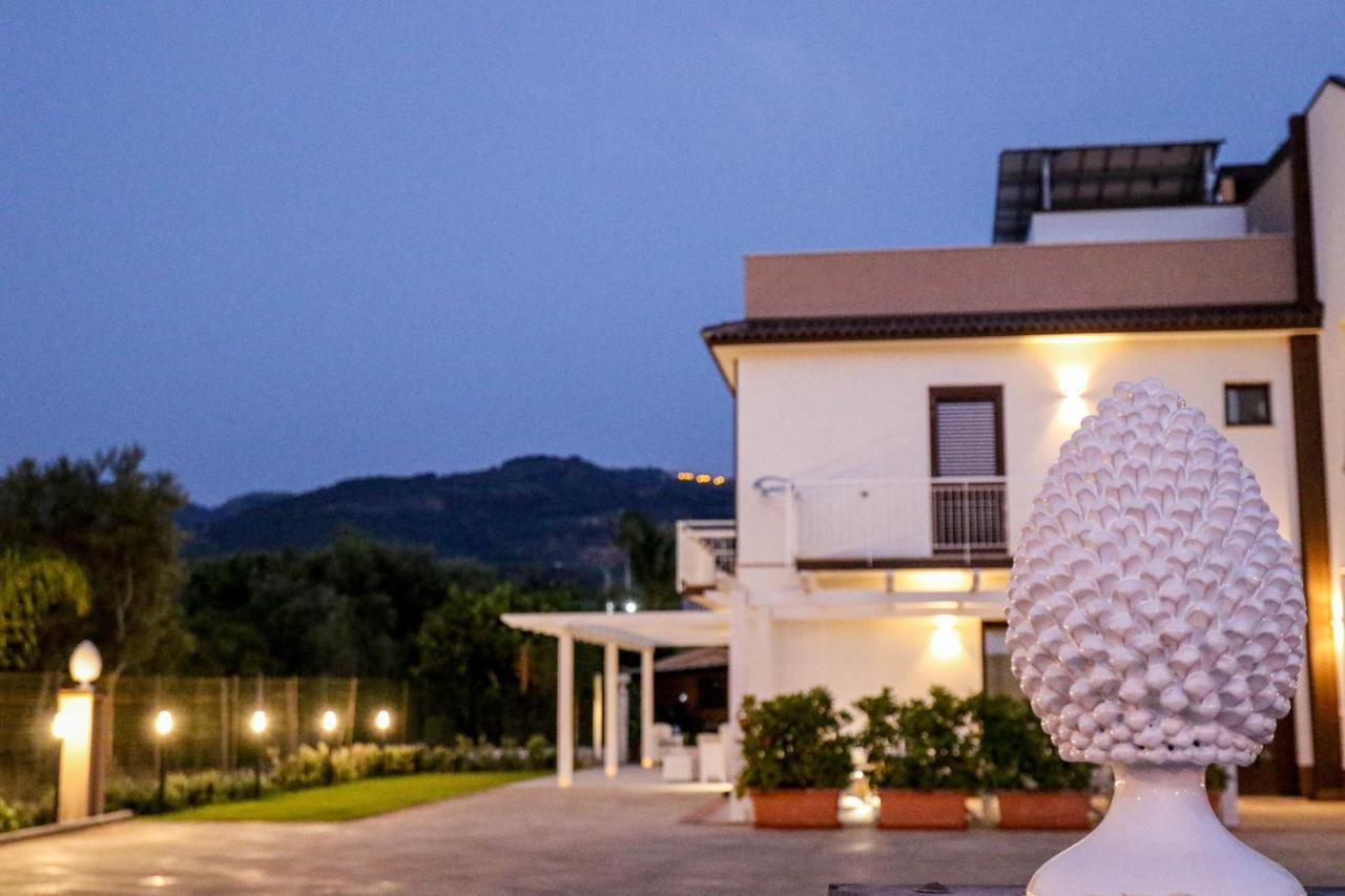 B&B Il Girasole กาโปดอร์ลันโด ภายนอก รูปภาพ